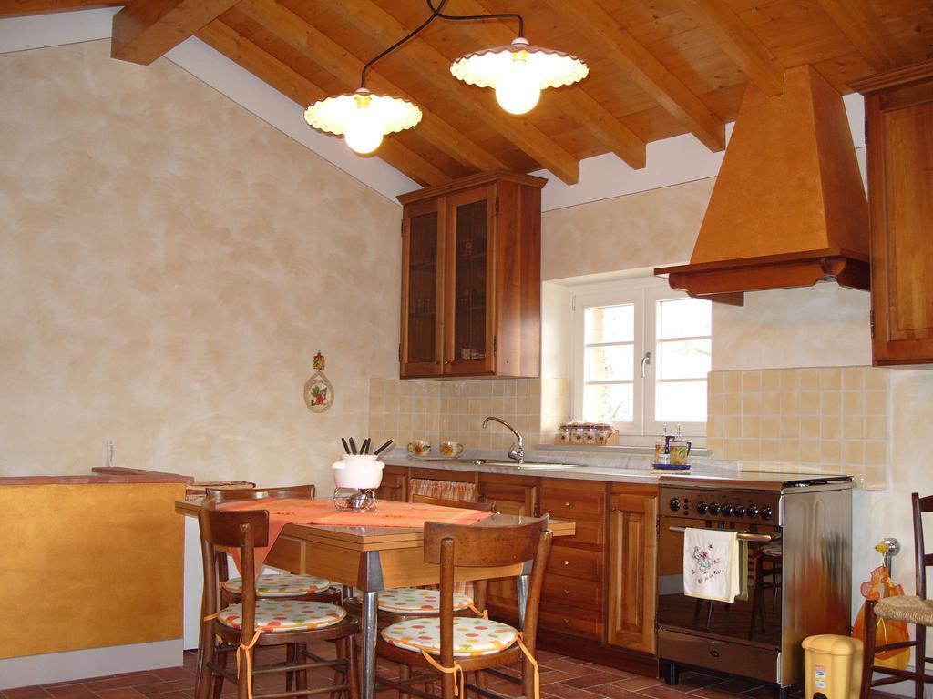 Il Podere Di Giada Bed and Breakfast Bagni di Lucca Værelse billede