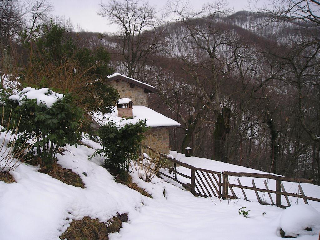 Il Podere Di Giada Bed and Breakfast Bagni di Lucca Værelse billede