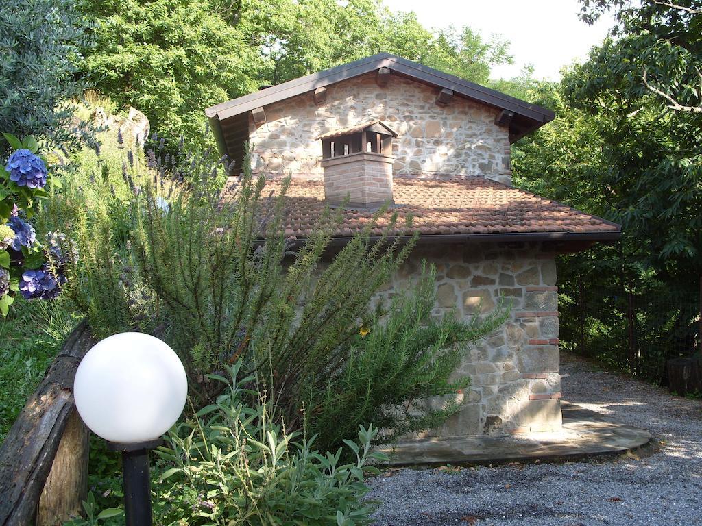 Il Podere Di Giada Bed and Breakfast Bagni di Lucca Værelse billede